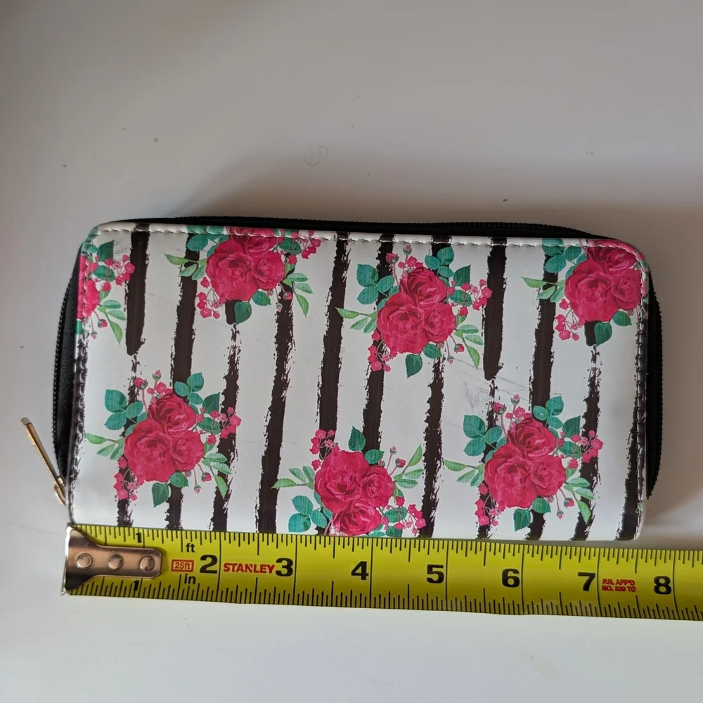 Floral Stripe Zip-Around Wallet in White and Pink